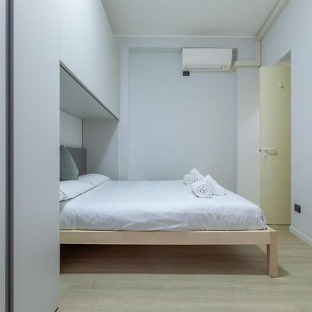 Darsena Navigli Apt - 800 M Far From P.Ta Genova M2 Apartment Milan Luaran gambar
