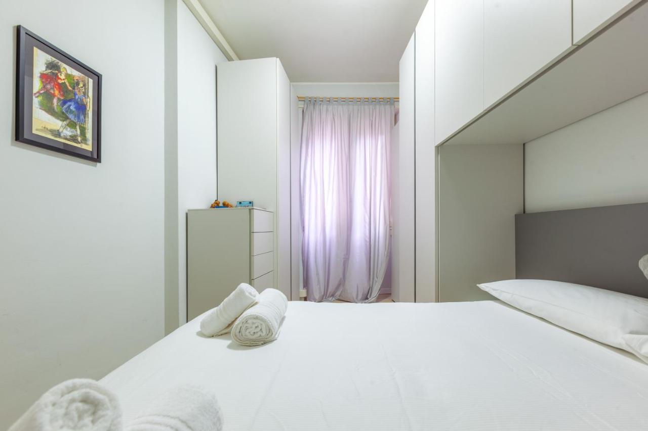 Darsena Navigli Apt - 800 M Far From P.Ta Genova M2 Apartment Milan Luaran gambar