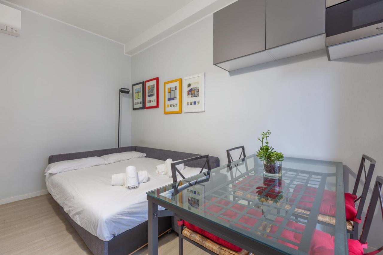 Darsena Navigli Apt - 800 M Far From P.Ta Genova M2 Apartment Milan Luaran gambar
