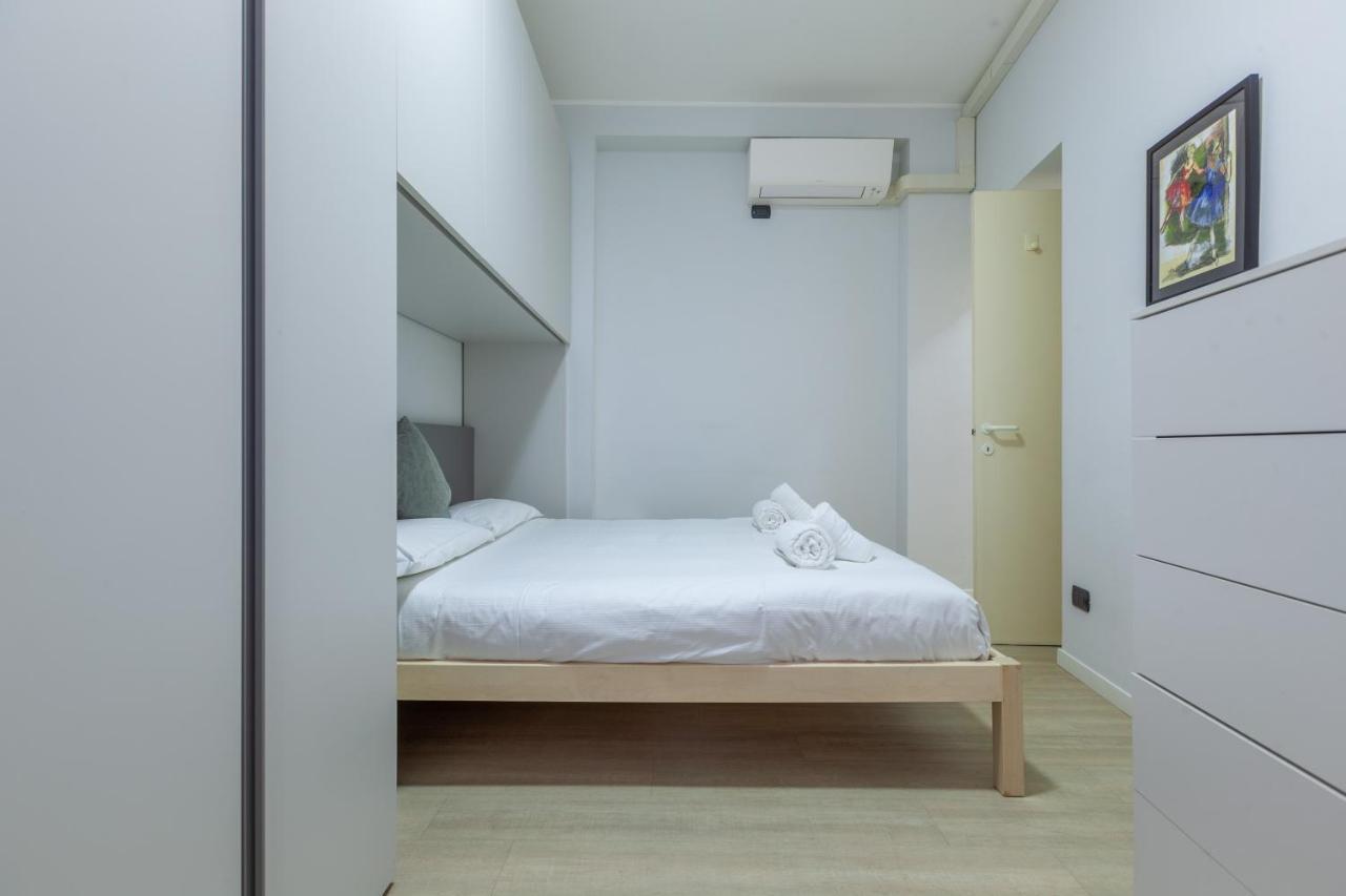 Darsena Navigli Apt - 800 M Far From P.Ta Genova M2 Apartment Milan Luaran gambar